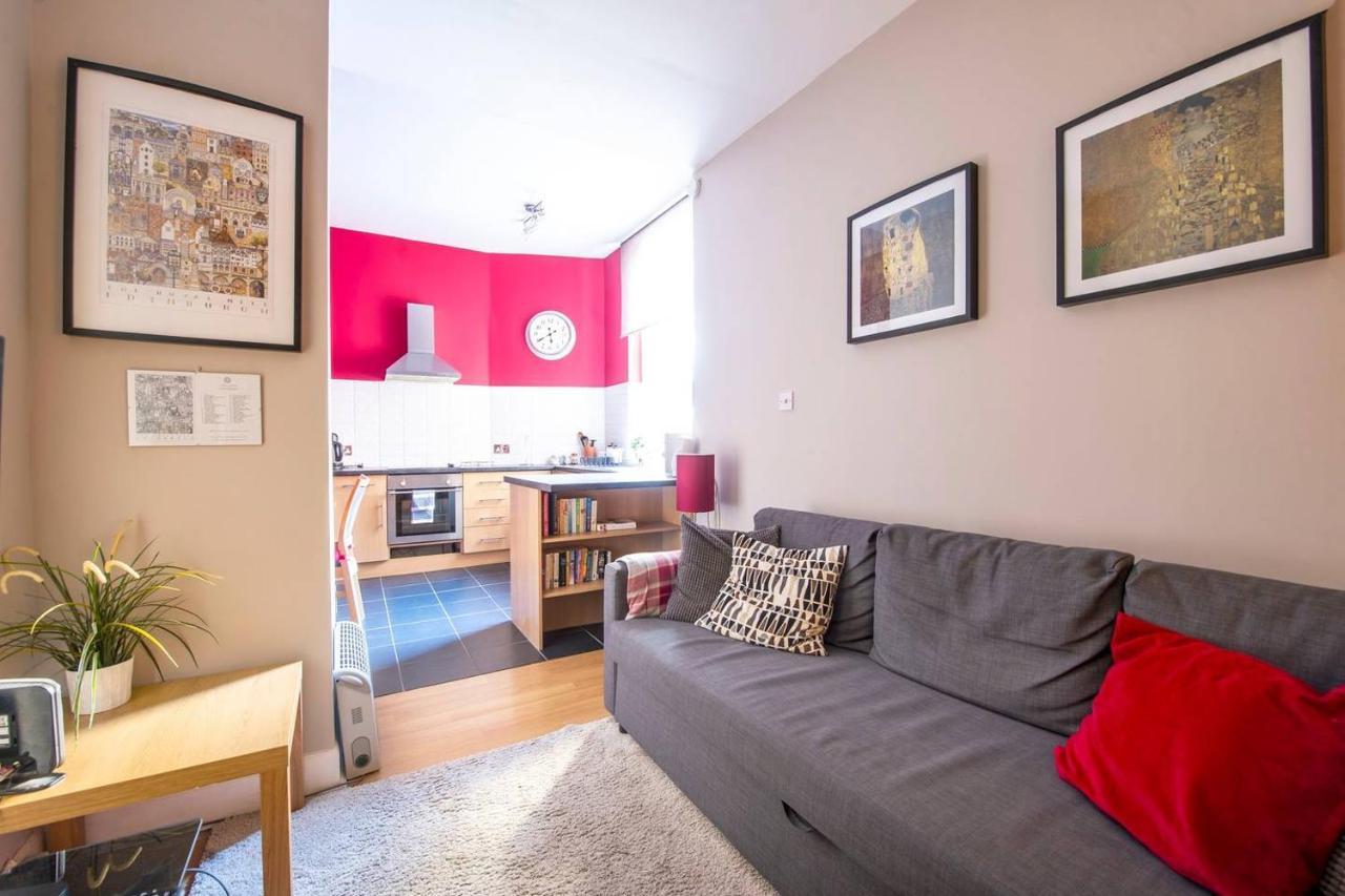 Joivy Amazing Location - Charming Apartment By The Edinburgh Castle! Exterior photo